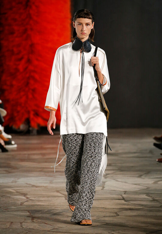 Looks LOEWE